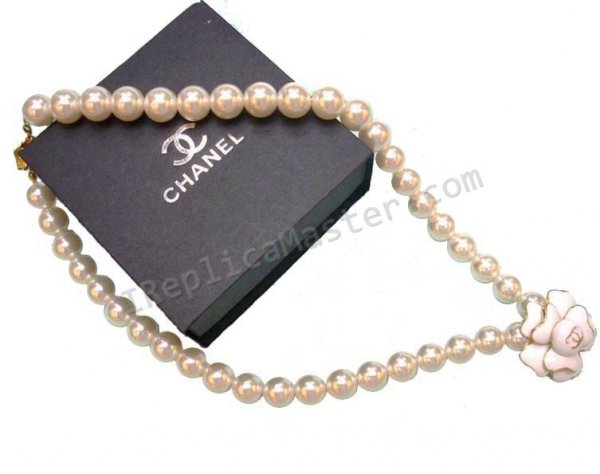 Chanel Pink Necklace Replica - Click Image to Close