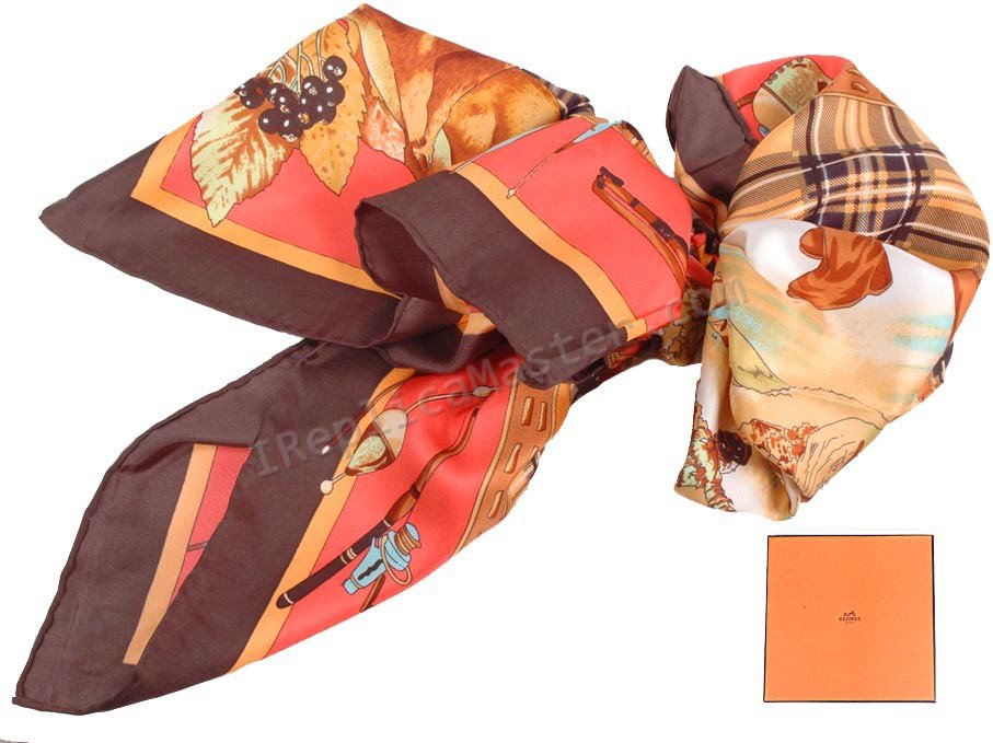 Hermes Carre 70 No cachecol de seda Vintage  Clique na imagem para fechar
